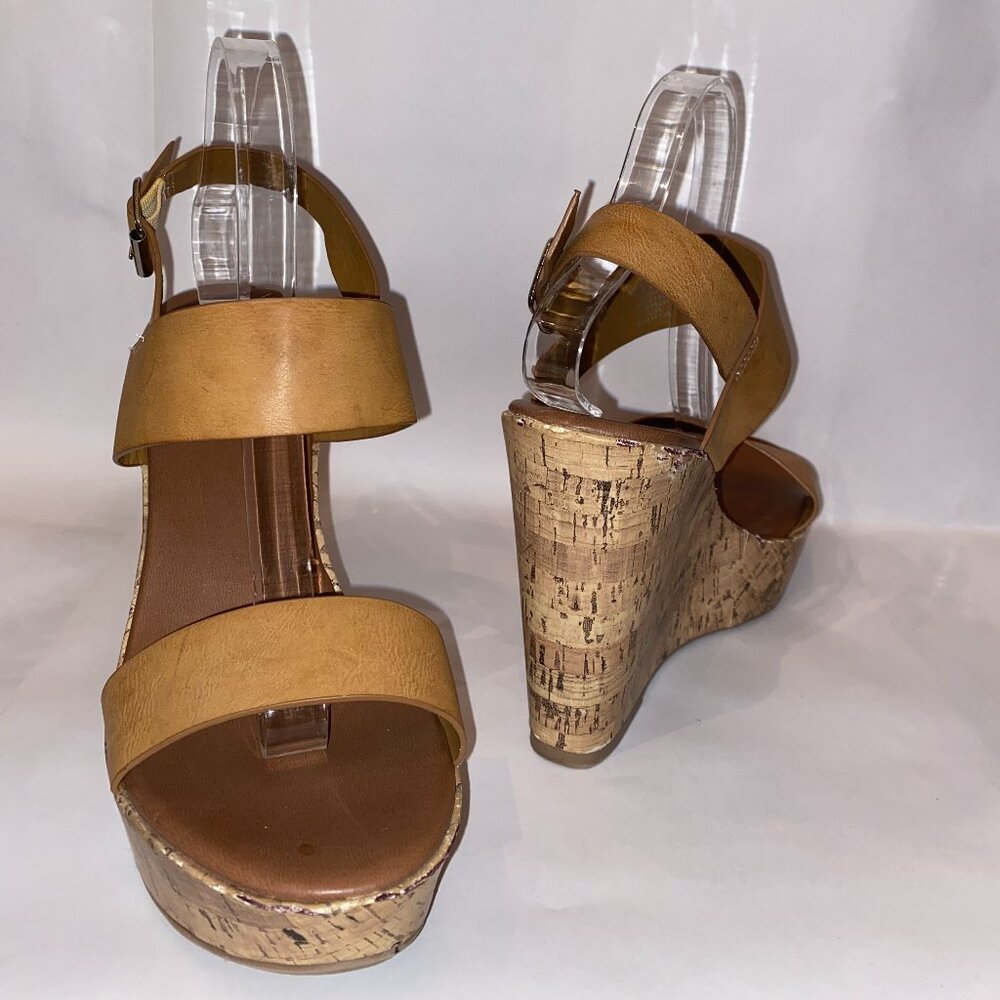 Mossimo Supply Co. Wedge Strappy Sandals | Tan | Size 9.5